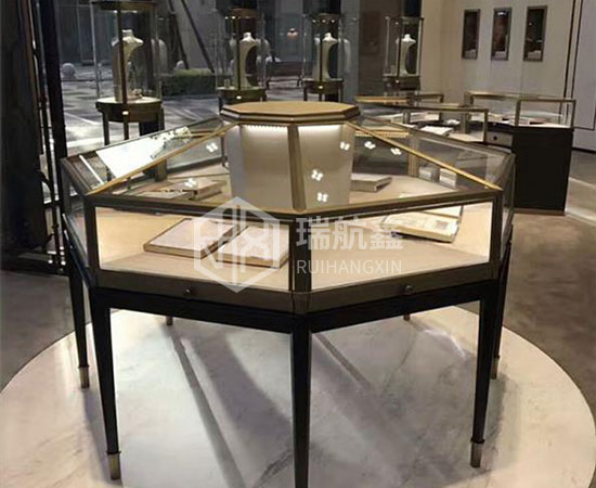 珠寶展柜:展柜電鍍與烤漆的區別